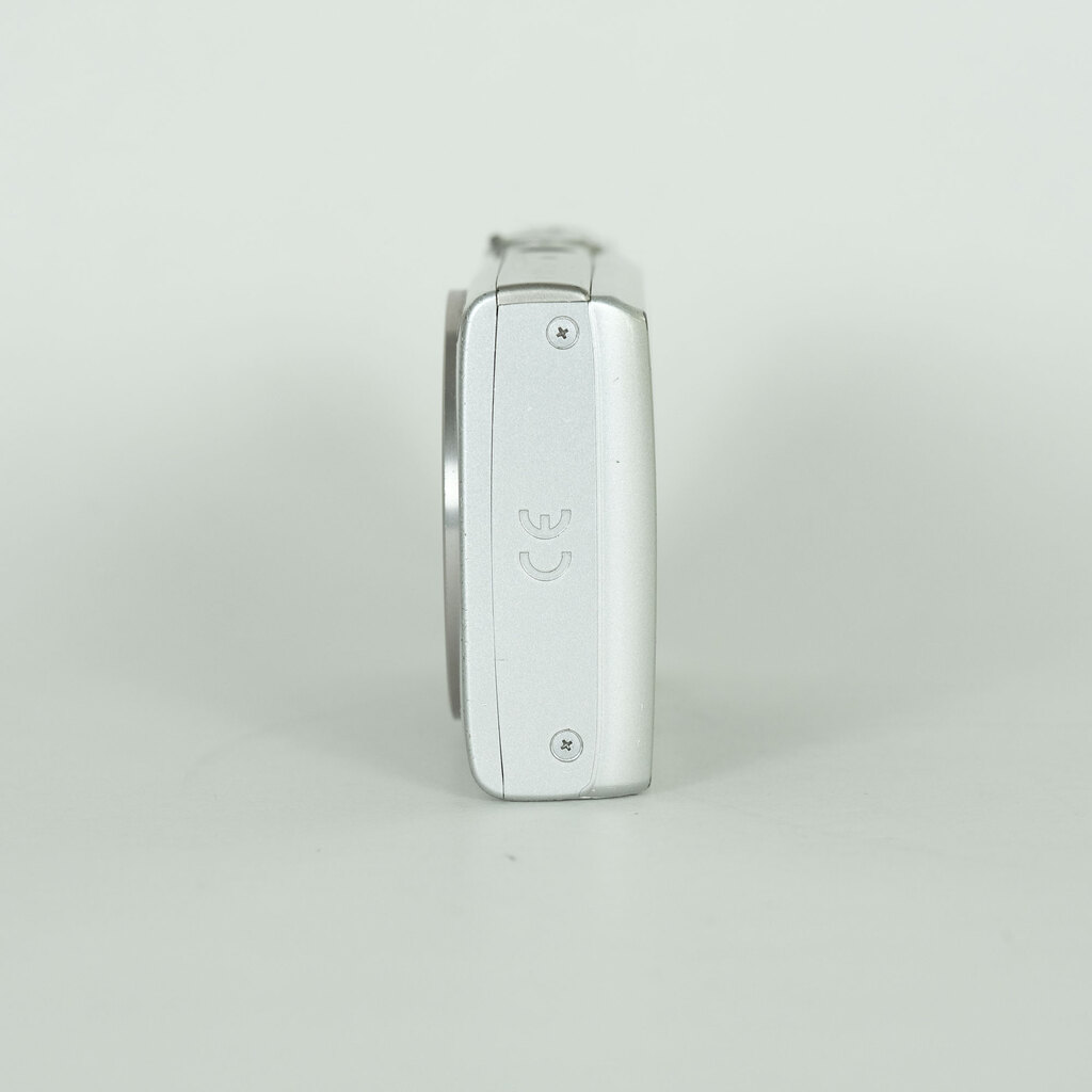 Canon IXY 200 シルバー