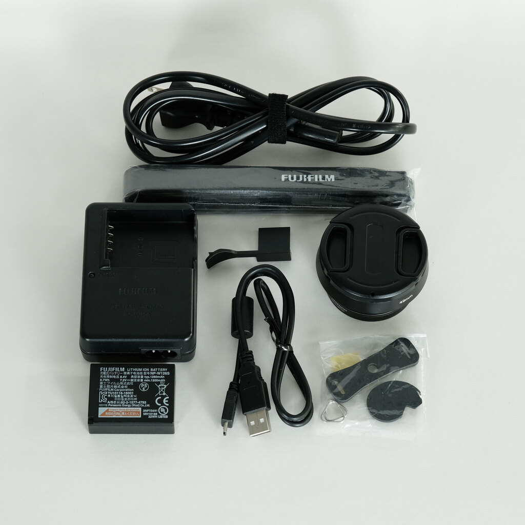 FUJIFILM X100F ブラック FUJIFILM X100F ブラック