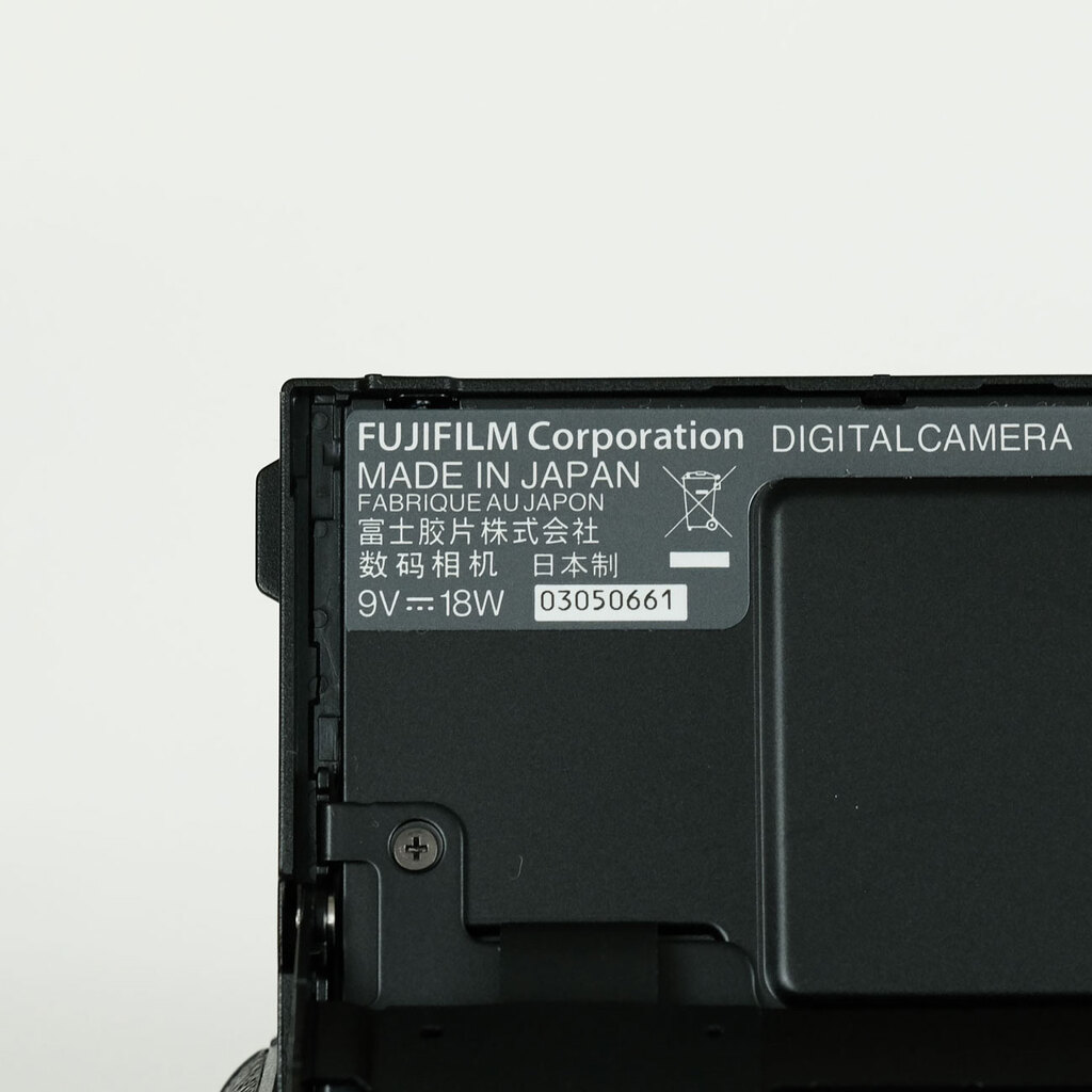 FUJIFILM X100V ブラック