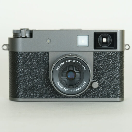 FUJIFILM X half X-HF1