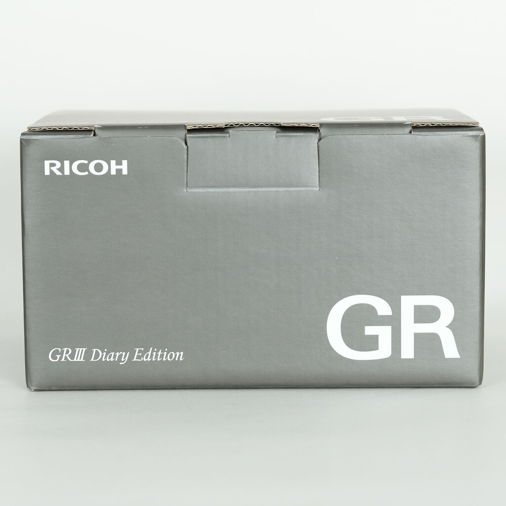 RICOH GR III Diary Edition 箱入り GR III Diary Edition - Ricoh