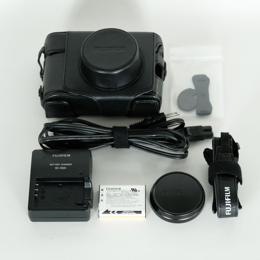 FUJIFILM X100T ブラック FUJIFILM X100T ブラック