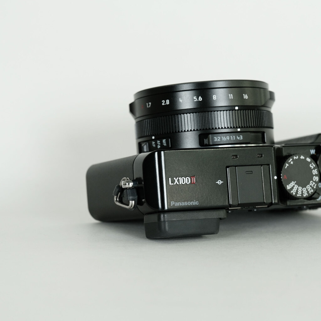 Panasonic LUMIX DC-LX100M2 Panasonic LUMIX DC-LX100M2