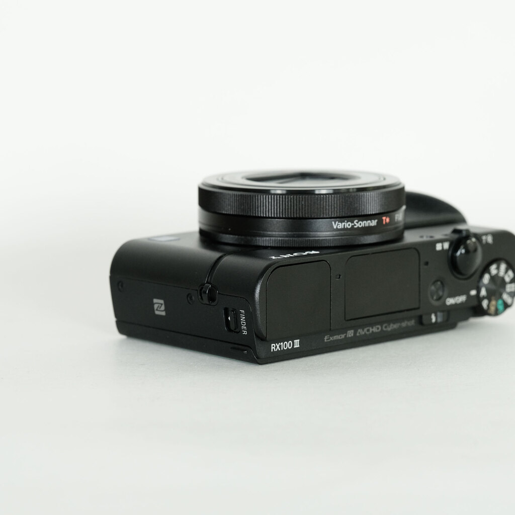 【元箱あり】SONY DSC-RX100M3 コンパクトデジタルカメラ＋おまけ Amazon | SONY(ソニー) コンパクトデジタルカメラ Cyber-shot
