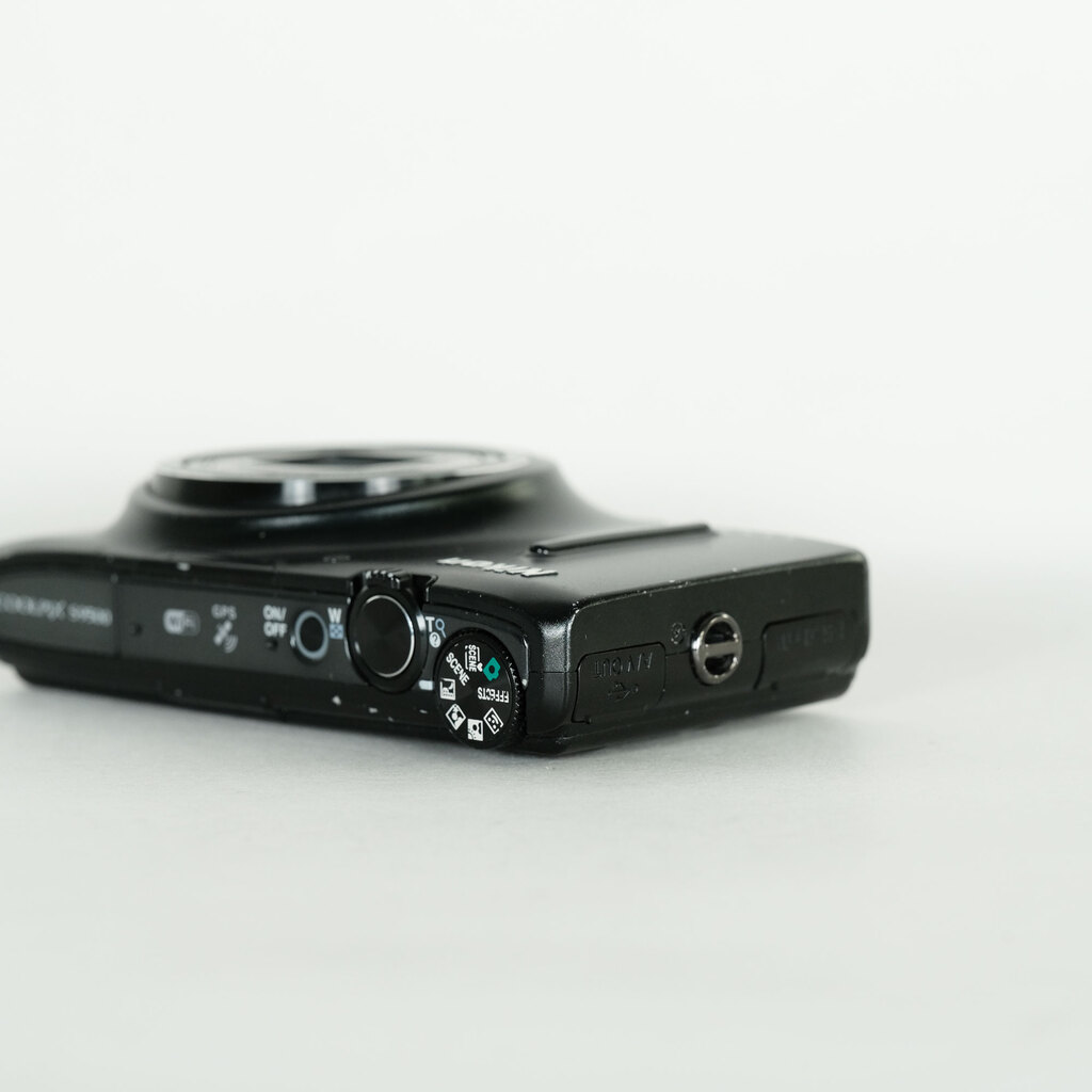 Nikon COOLPIX S9500 BK マットブラック