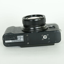 FUJIFILM X10 ブラック FUJIFILM X10 ブラック