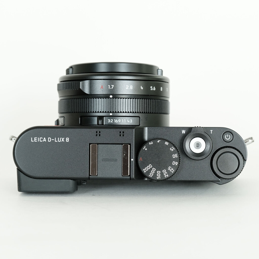 Leica D-LUX8
