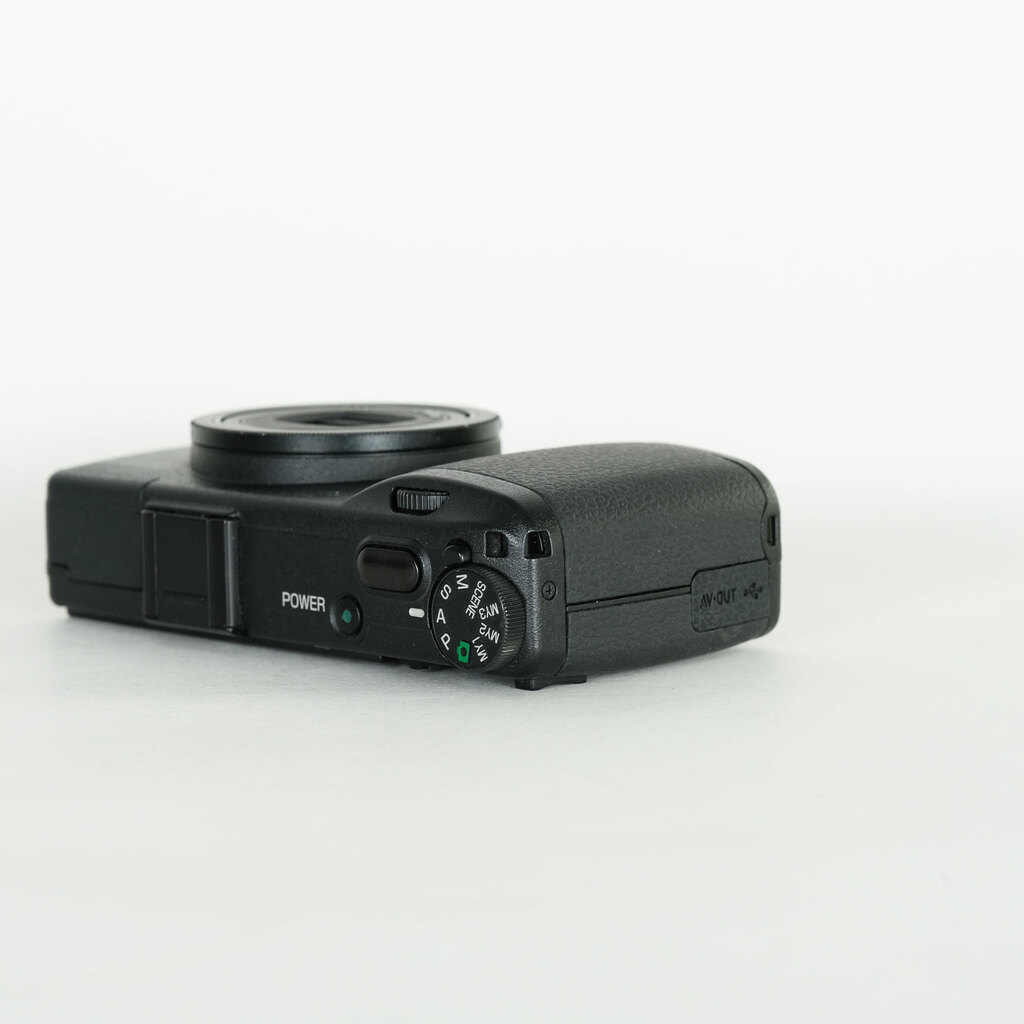 RICOH GR DIGITAL Ⅲ 高画質 GR LENS F1.9 搭載 GR DIGITAL III / Digital Cameras | Ricoh Global