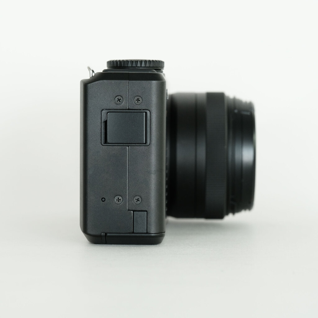 わ*ん様 【極上品】SIGMA DP1 Merrill シグマ 中古)SIGMA (シグマ) DP1 Merrill（商品ID：3717021600696）詳細
