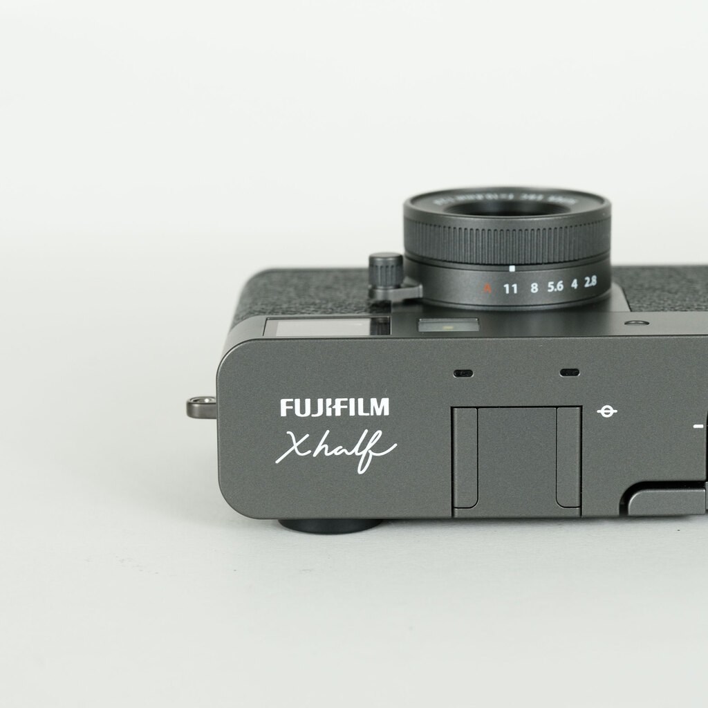 FUJIFILM X half X-HF1 FUJIFILM X half X-HF1