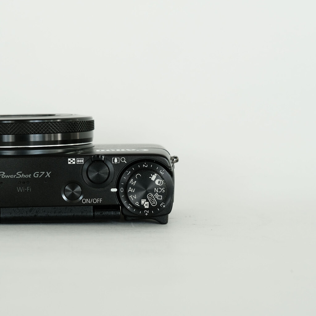 Canon PowerShot G7X Canon PowerShot G7X