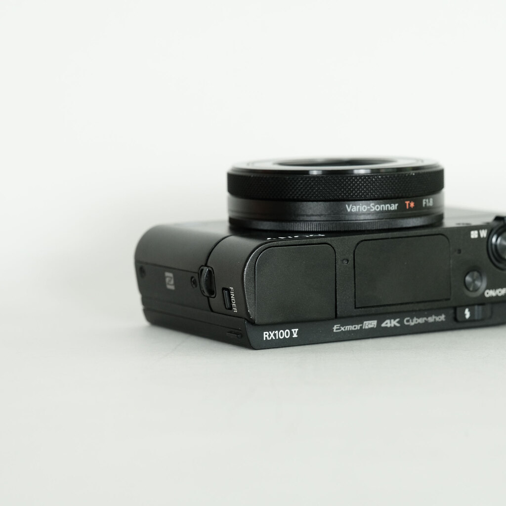 SONY Cyber-shot DSC-RX100M5A SONY Cyber-shot DSC-RX100M5A