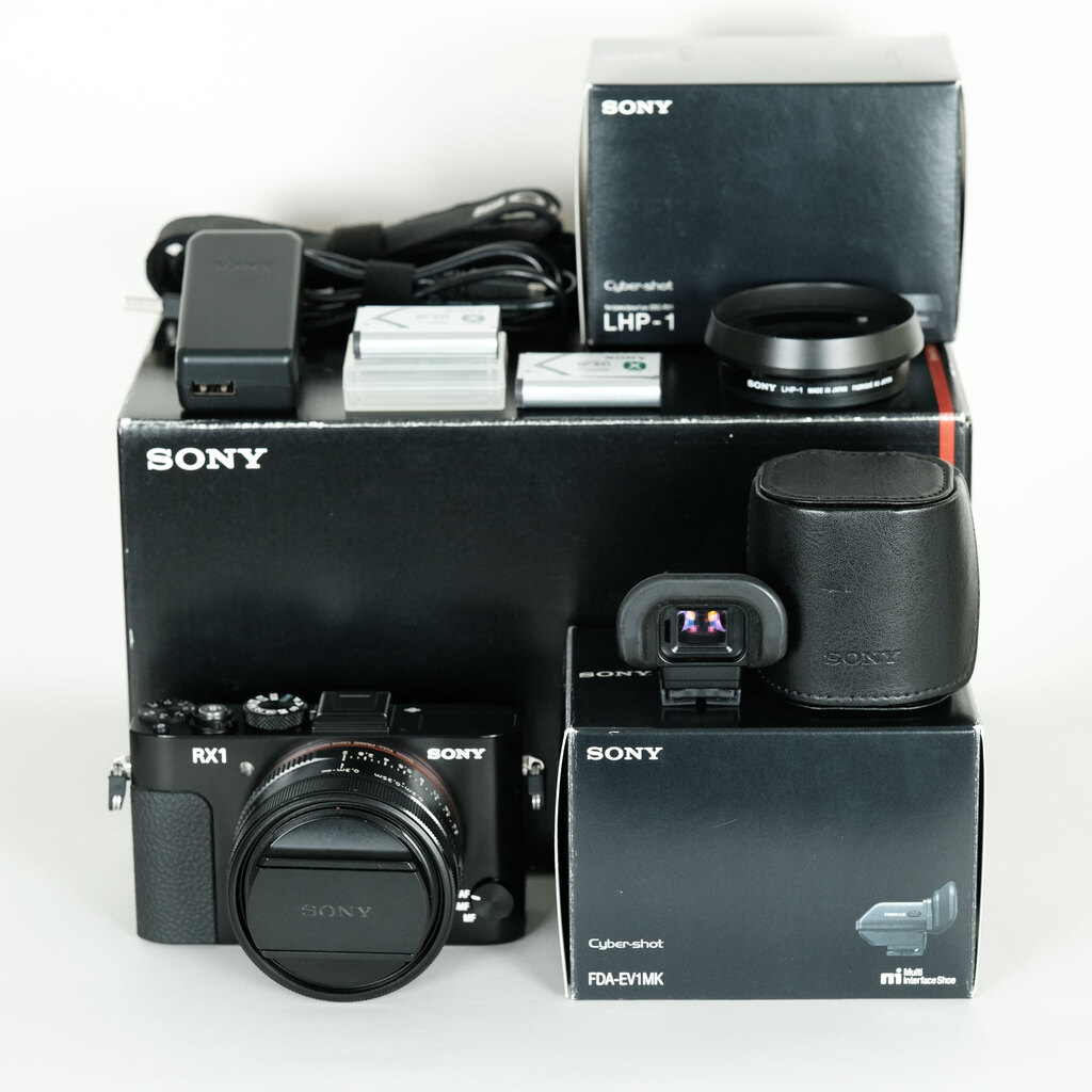 ソニー SONY DSC-RX100M6 Cyber-shot【故障品です】 ソニー SONY DSC