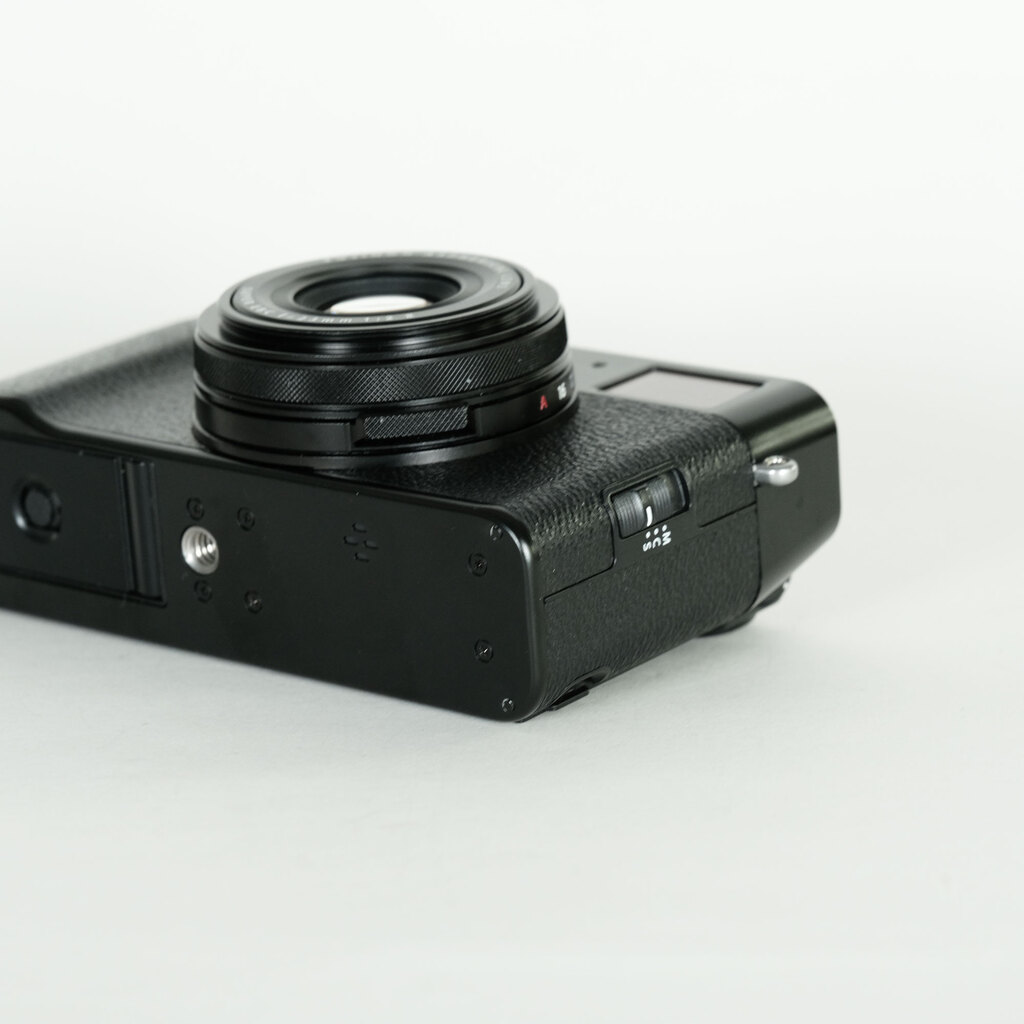 FUJIFILM X100V ブラック FUJIFILM X100V ブラック