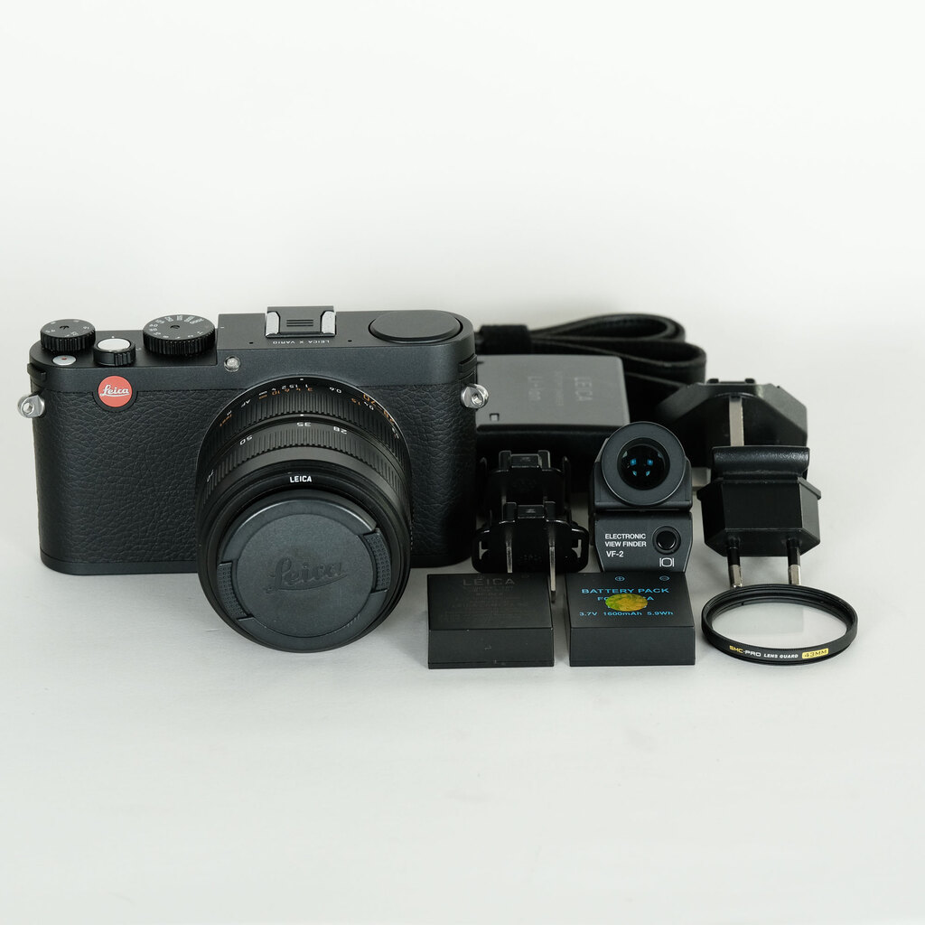 Leica ライカ X Vario Typ 107 ブラック コンパクトデジタル Amazon | Leica デジタルカメラ ライカXバリオ Typ 107 1620万
