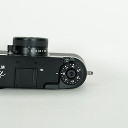 FUJIFILM X half X-HF1 FUJIFILM X half X-HF1