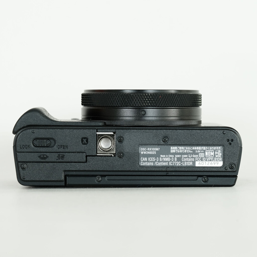 SONY Cyber-shot DSC-RX100M7G シューティンググリップキット SONY Cyber-shot DSC-RX100M7G シューティンググリップキット