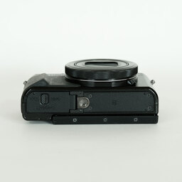 Canon PowerShot G7X Mark II Canon PowerShot G7X Mark II