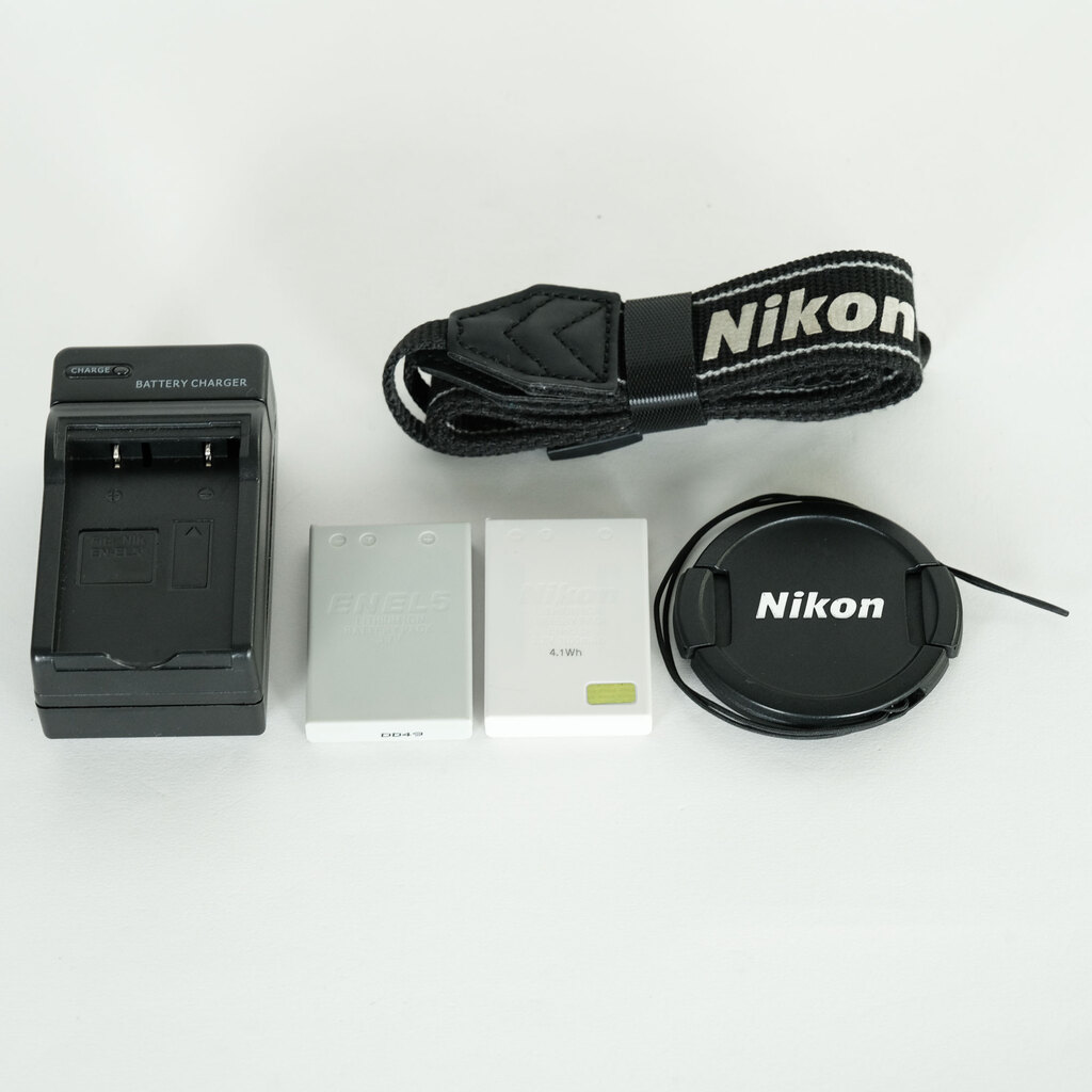 Nikon COOLPIX P520 BK ブラック Nikon COOLPIX P520 BK ブラック
