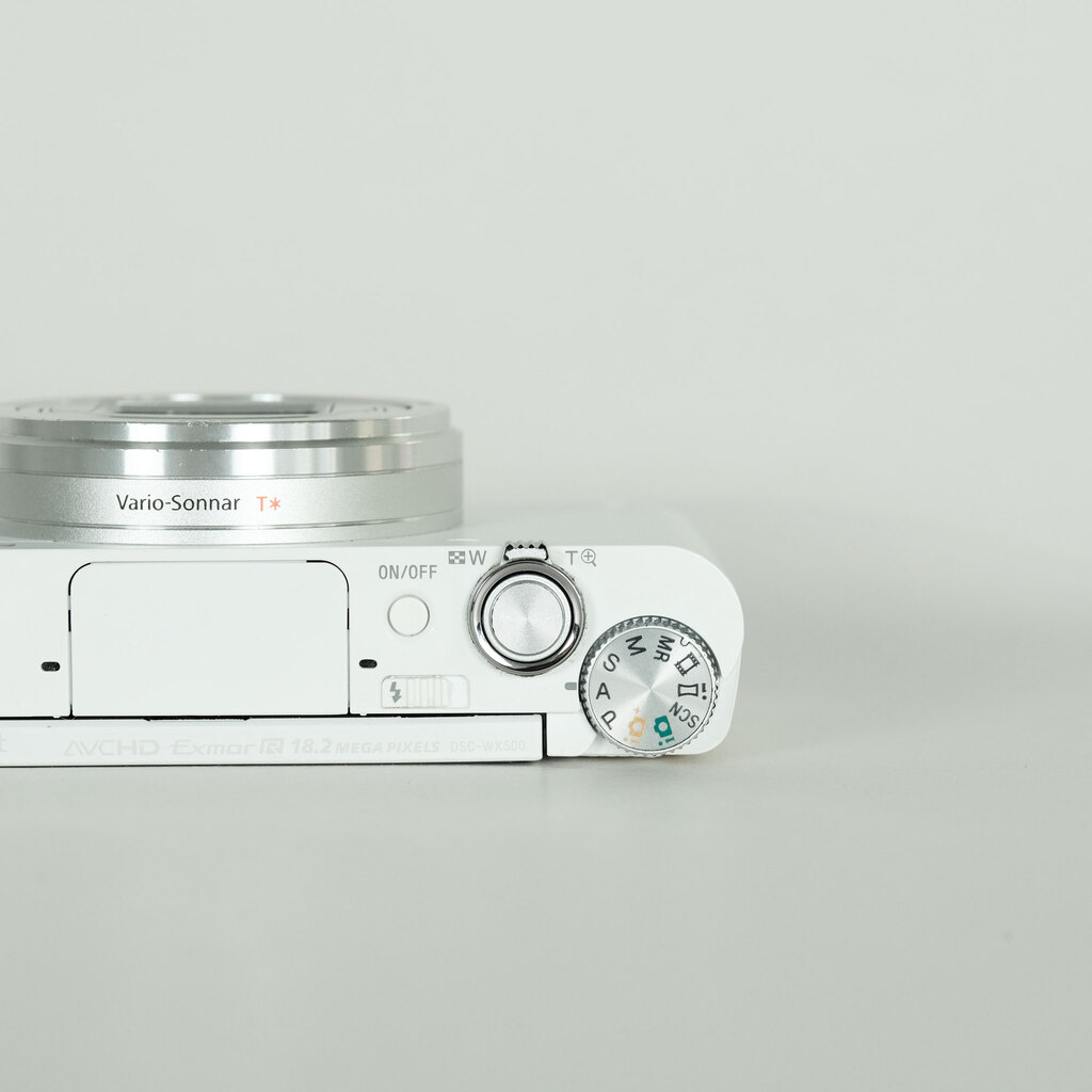 SONY Cyber-shot DSC-WX500 ホワイトの出品 | ONE SCENE（ワン