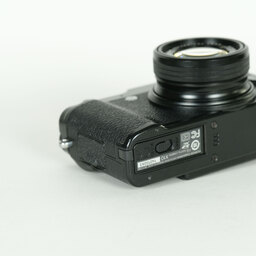 FUJIFILM X10 ブラック FUJIFILM X10 ブラック