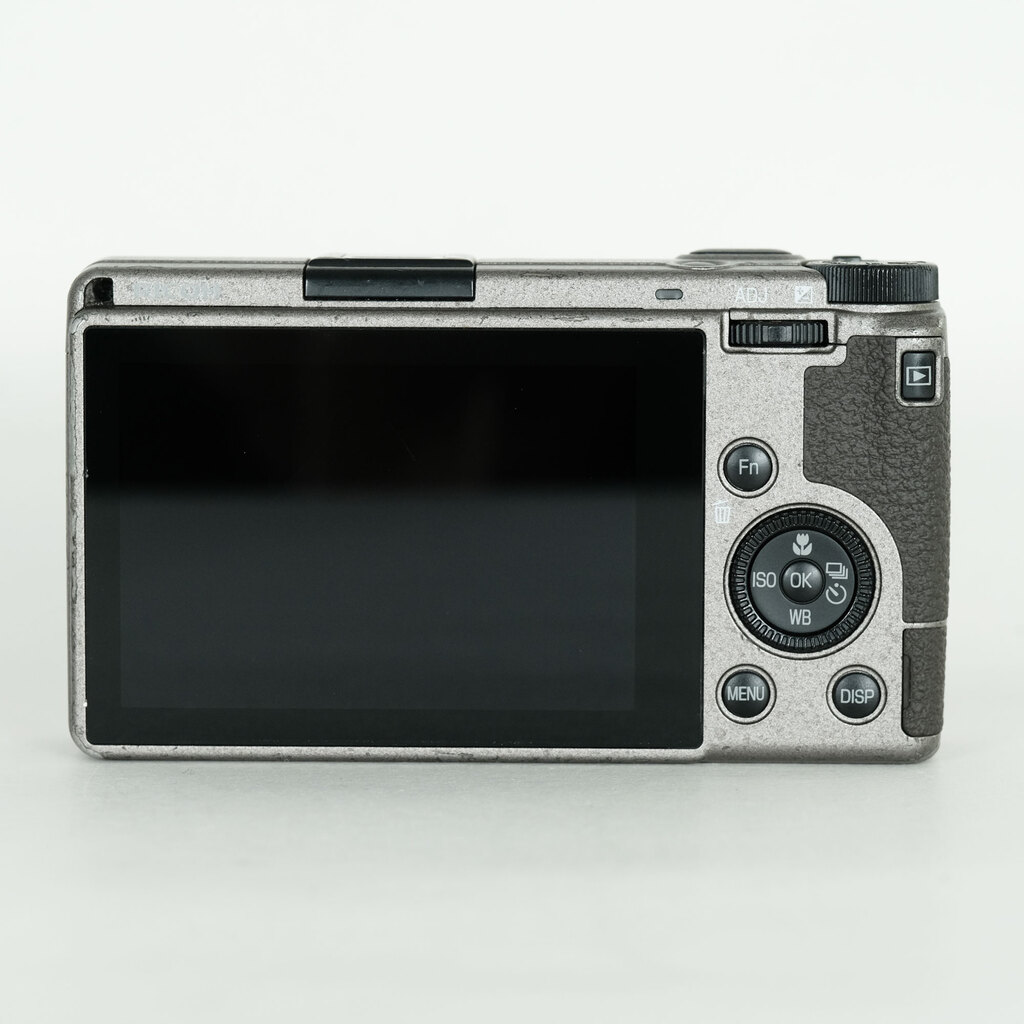 RICOH GR III Diary Editionの出品 | ONE SCENE（ワンシーン）