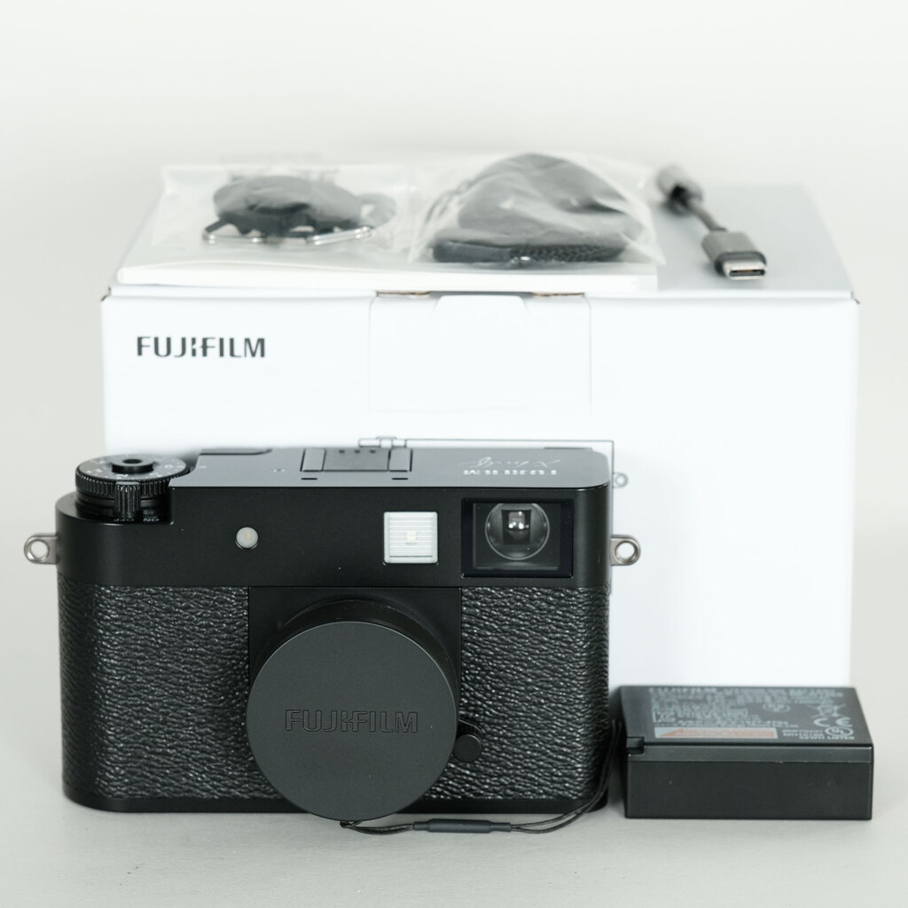 FUJIFILM X half X-HF1の出品 | ONE SCENE（ワンシーン）