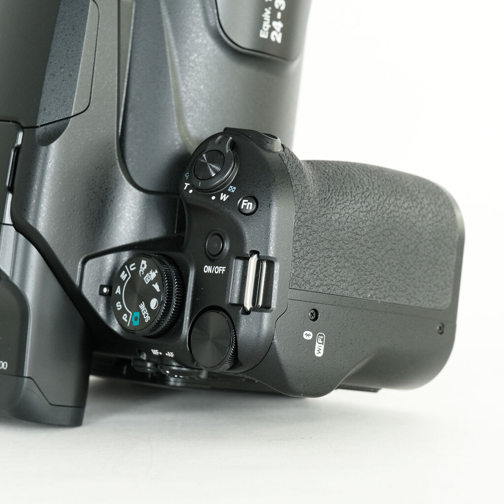 Nikon COOLPIX P1000 Nikon COOLPIX P1000