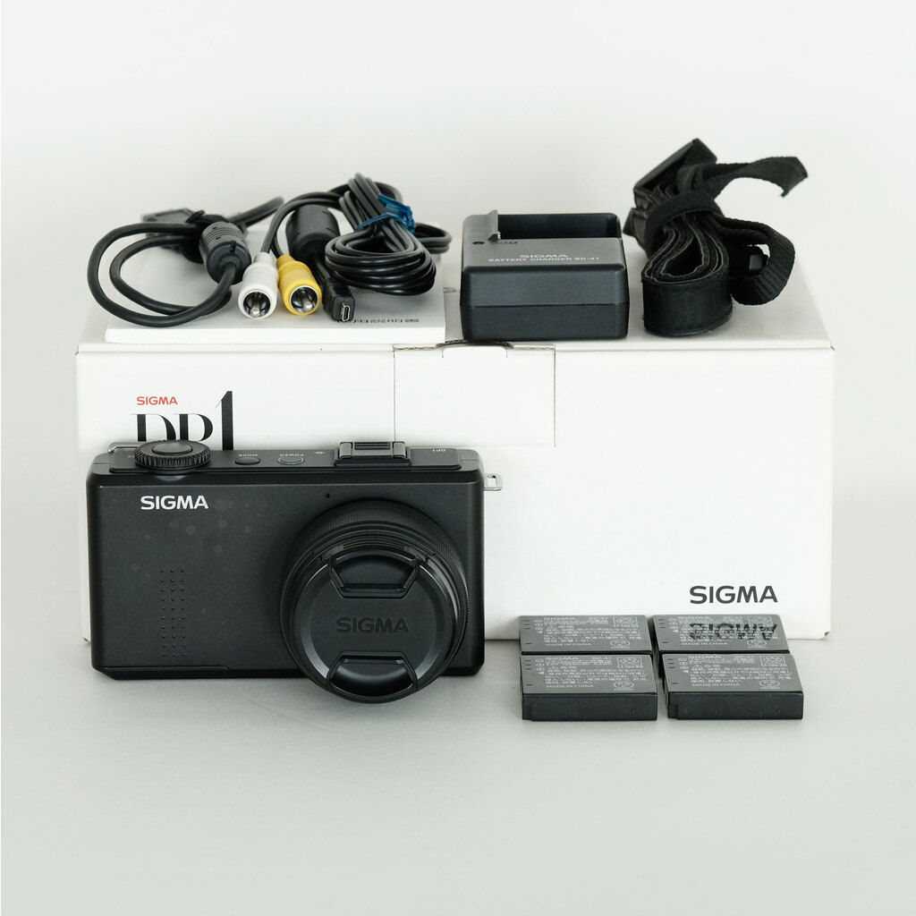 SIGMA DP1 Merrillコンパクトデジタルカメラ DP1 Merrill | CAMERAS | PRODUCTS | Sigma