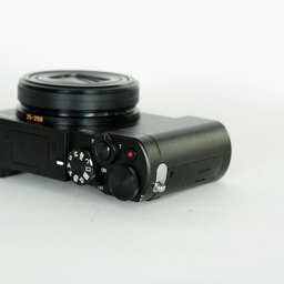 Panasonic LUMIX DMC-TX1 Panasonic LUMIX DMC-TX1