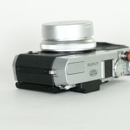 FUJIFILM X30 シルバー FUJIFILM X30 シルバー