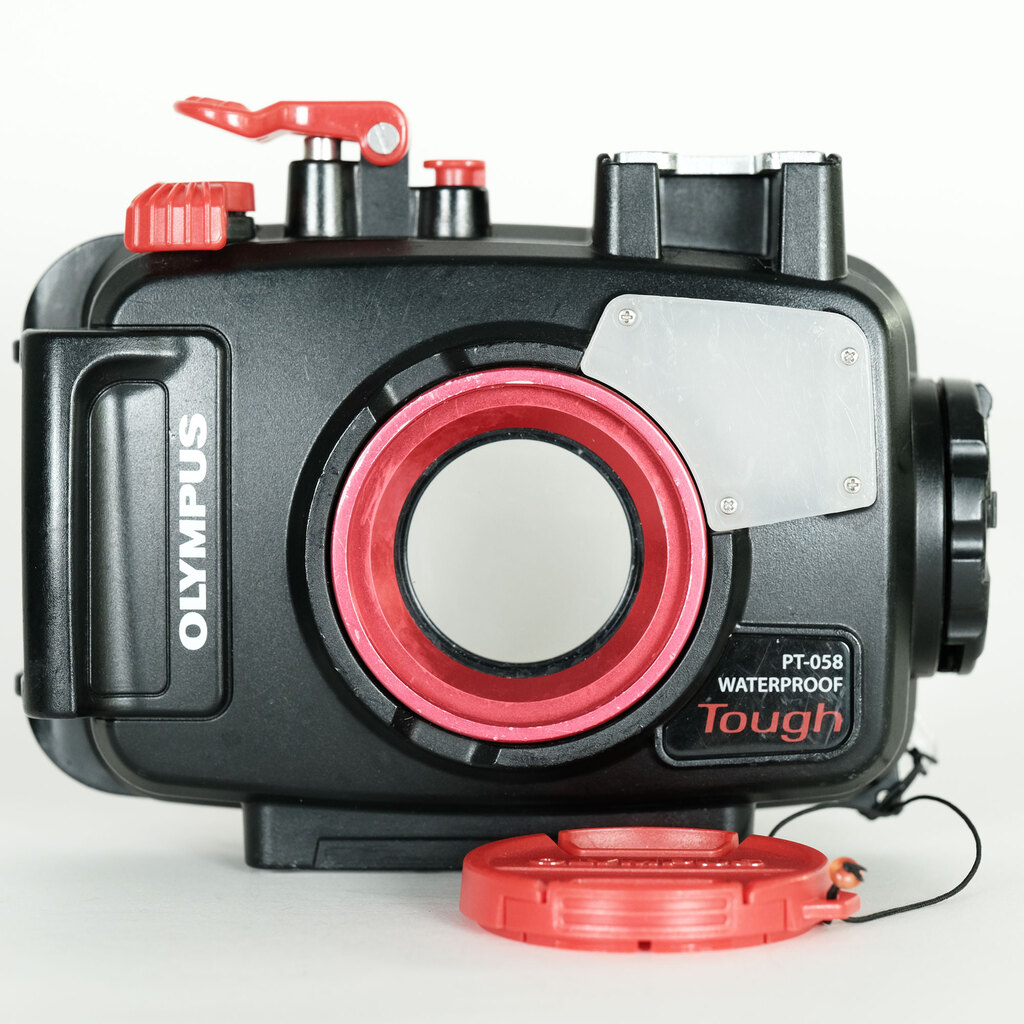 【ほぼ新品】オリンパス OLYMPUS Tough TG-5 ブラック コンデジ Amazon | 【整備済み品】 OLYMPUS デジタルカメラ Tough TG-5
