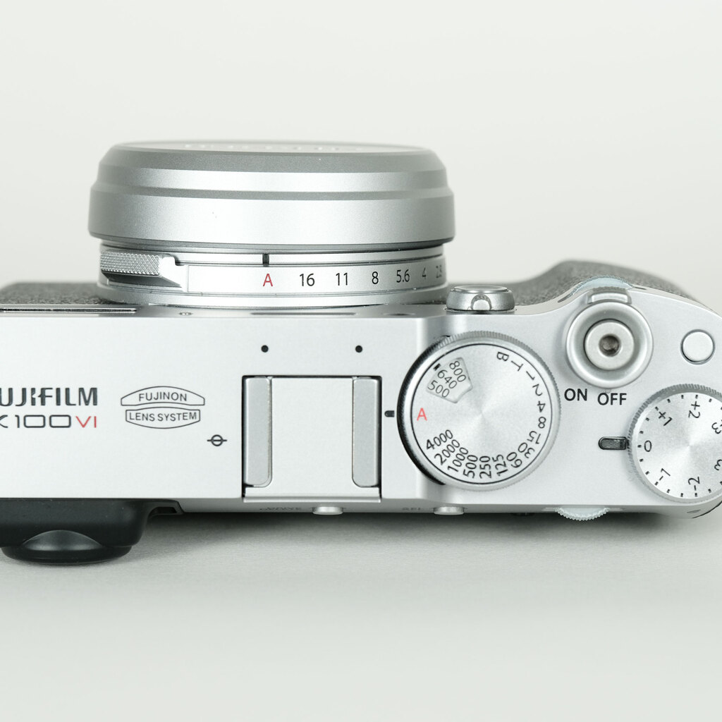 FUJIFILM X100VI FUJIFILM X100VI