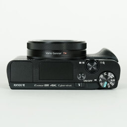 SONY Cyber-shot DSC-RX100M6