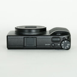 RICOH GR IIIx RICOH GR IIIx