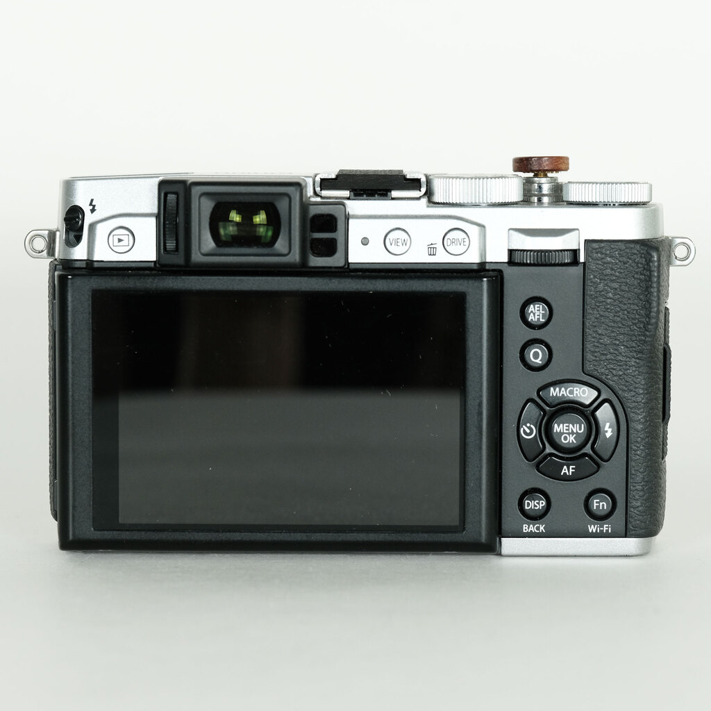 FUJIFILM X30 シルバー FUJIFILM X30 シルバー