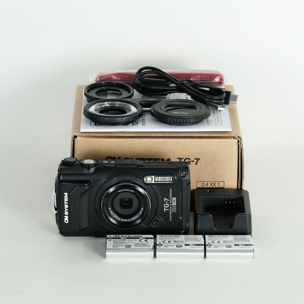OM SYSTEM TG-7 ブラック OM SYSTEM Tough TG-7 Digital Camera (Black)