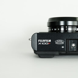 FUJIFILM X100F ブラック FUJIFILM X100F ブラック