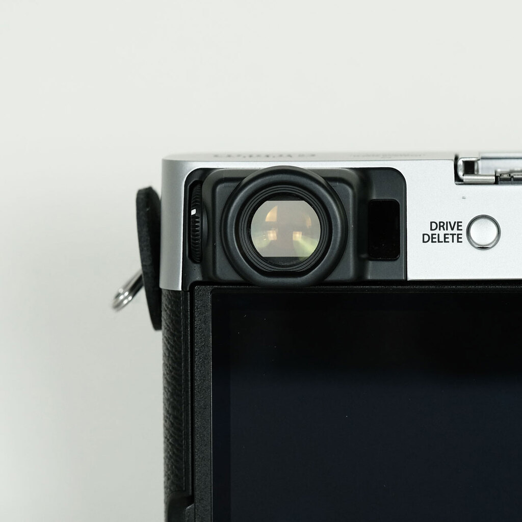 FUJIFILM X100V シルバー