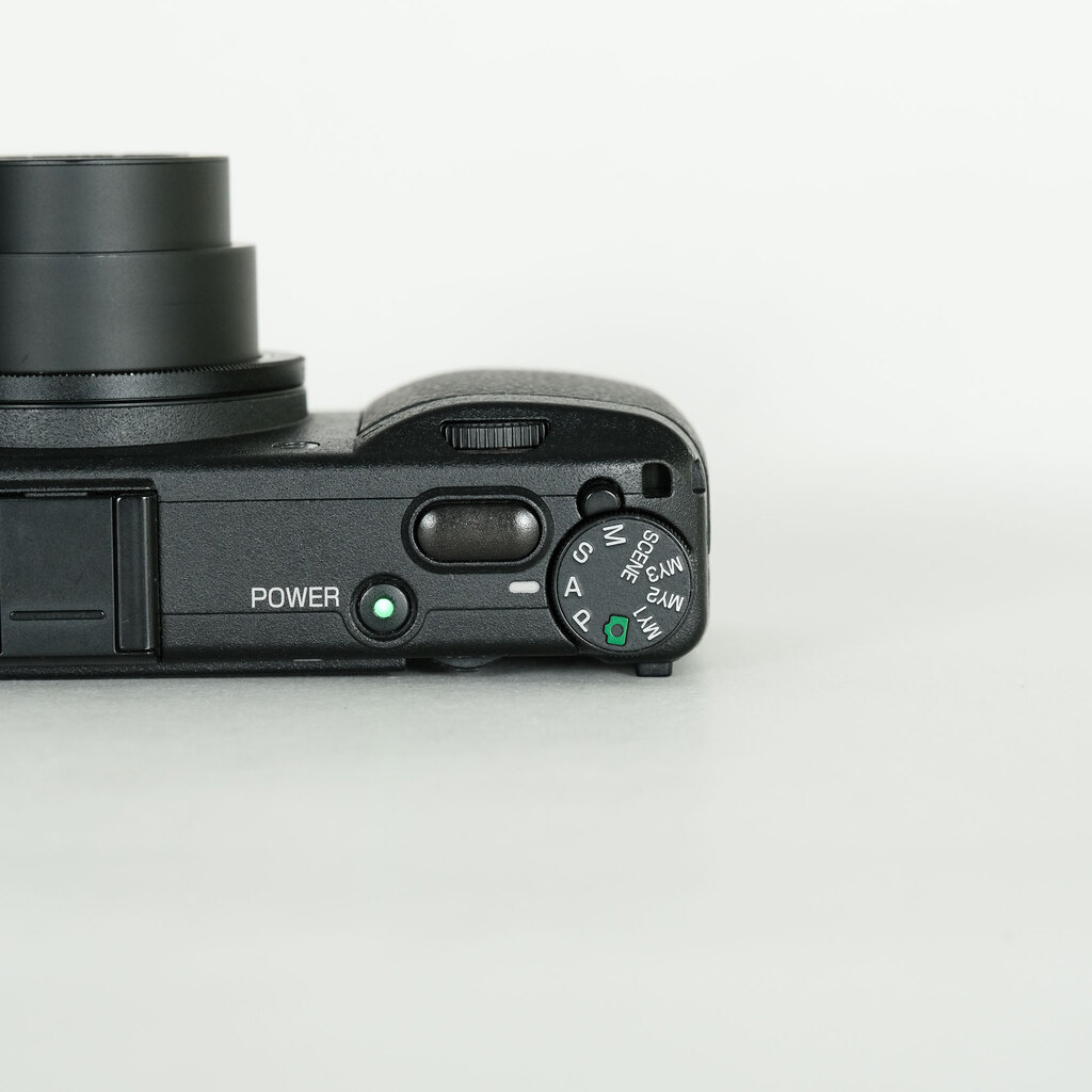 RICOH GR DIGITAL IIIの出品 | ONE SCENE（ワンシーン）