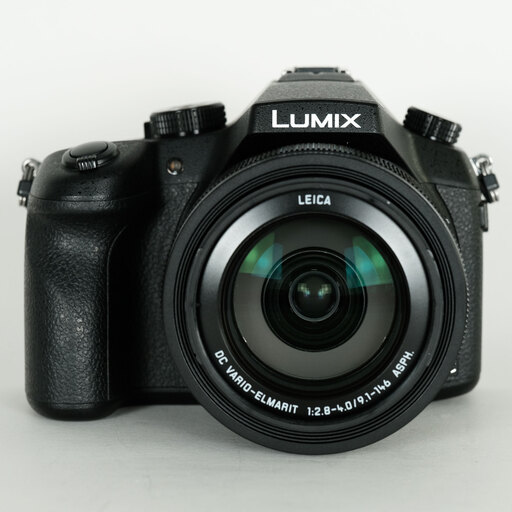 Panasonic LUMIX DMC-FZ1000 Panasonic LUMIX DMC-FZ1000