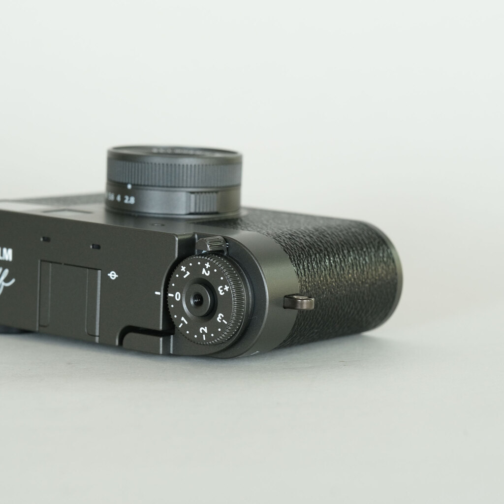 FUJIFILM X half X-HF1 FUJIFILM X half X-HF1