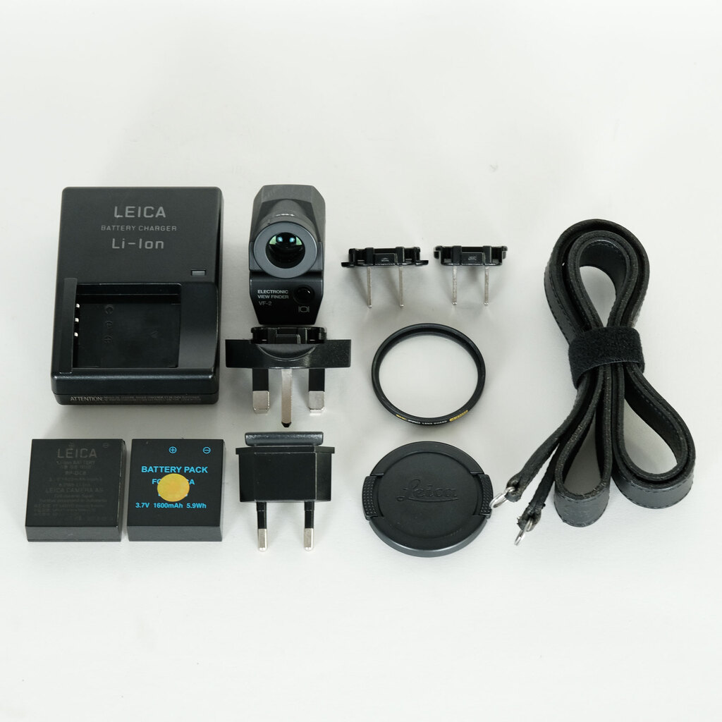 LEICA X Vario (Typ107) ブラックの出品 | ONE SCENE（ワンシーン）