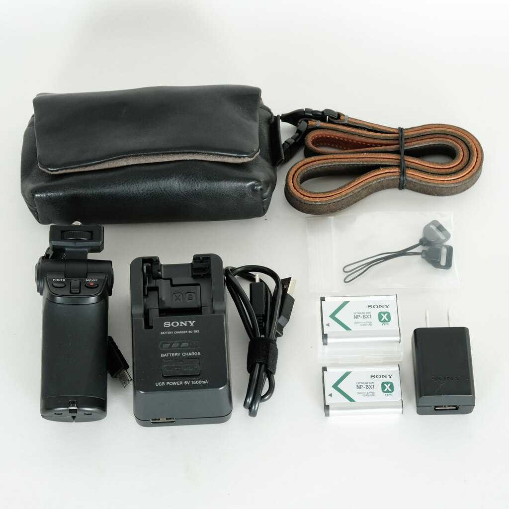 SONY Cyber-shot DSC-RX100M7G シューティンググリップキットの