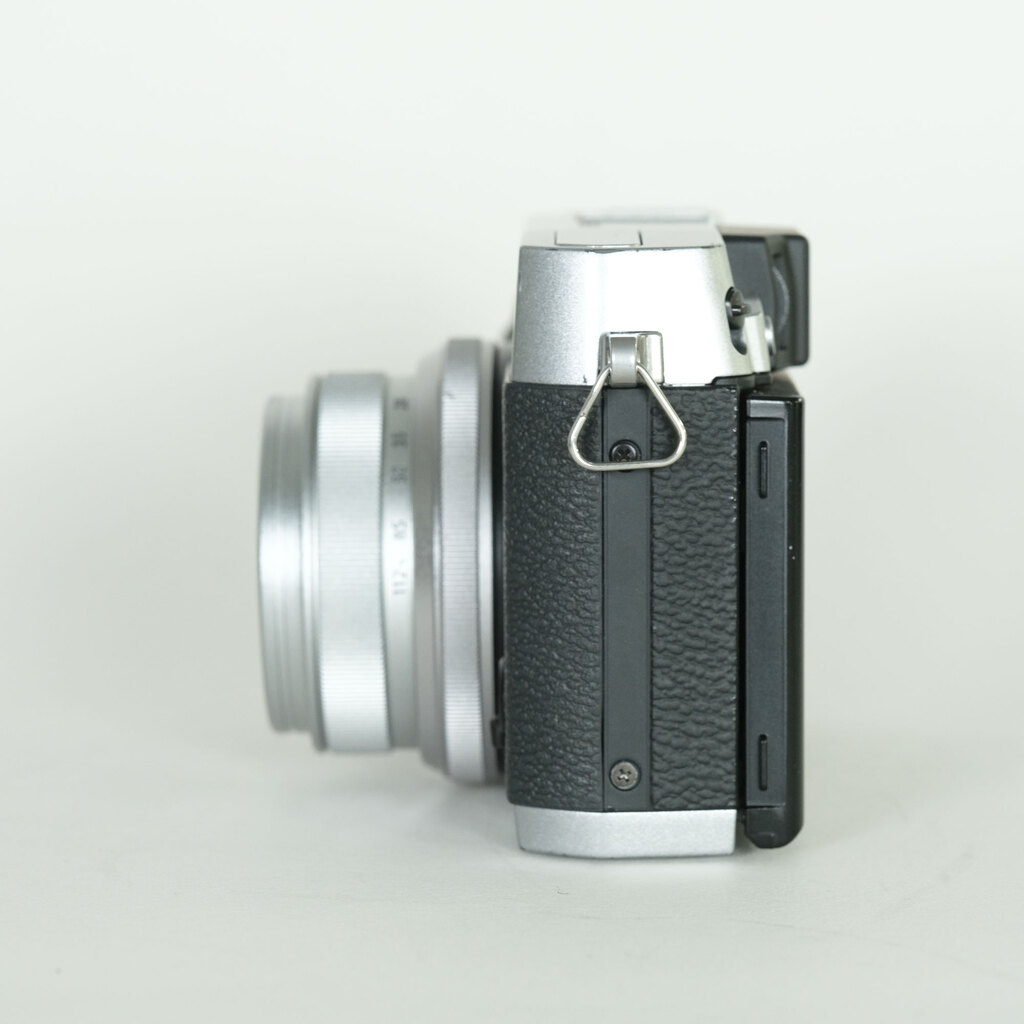 FUJIFILM X30 シルバー FUJIFILM X30 シルバー