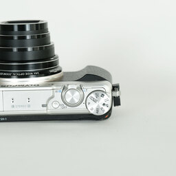 OLYMPUS STYLUS SH-1 SLV シルバー