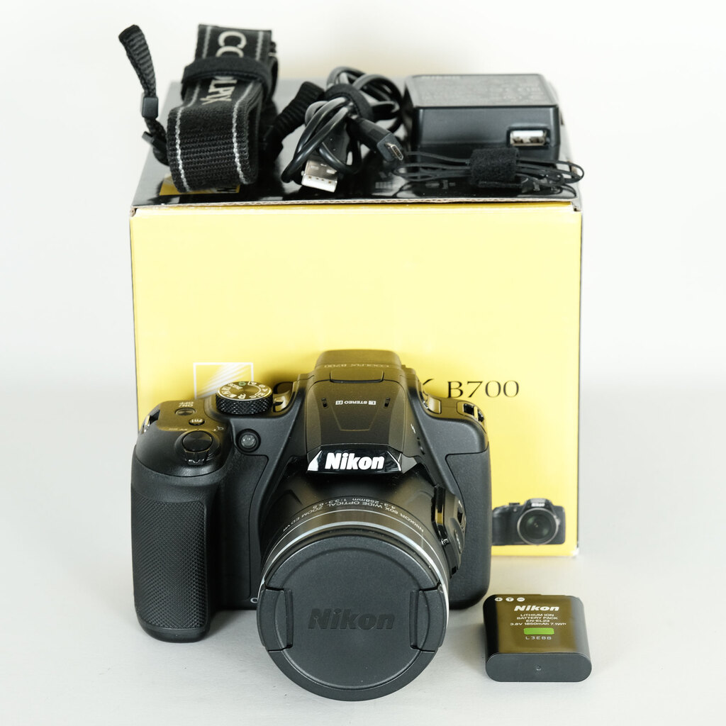 Nikon COOLPIX B700 ブラック Nikon COOLPIX B700 ブラック