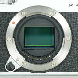 FUJIFILM X-A1 ボディ シルバー