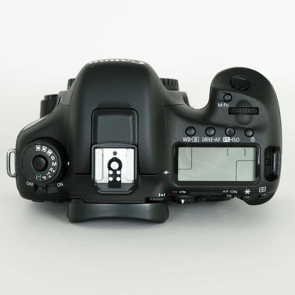 Canon EOS 7D Mark II Canon EOS 7D Mark II