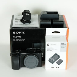 SONY α6400(ILCE-6400) SONY α6400(ILCE-6400)